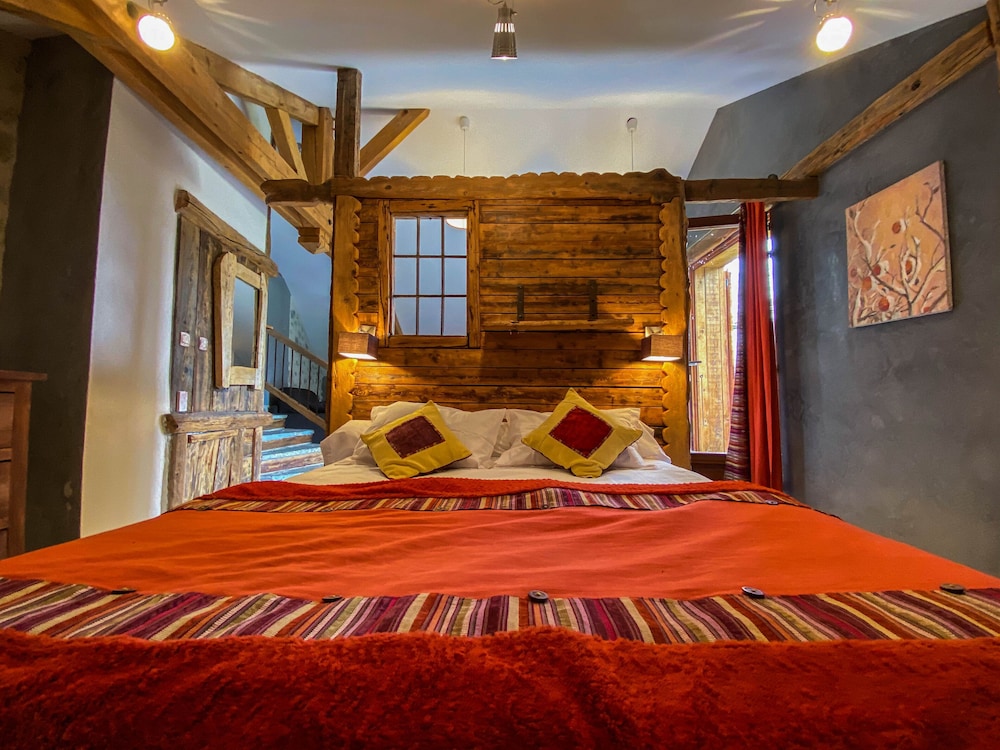 Superior Suite, Ensuite, Mountain View (Toit et moi )