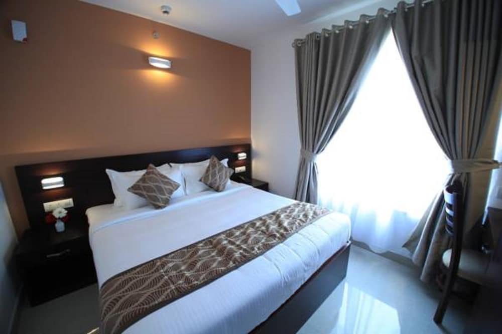 Privilege Suite With Balcony - Photo 1