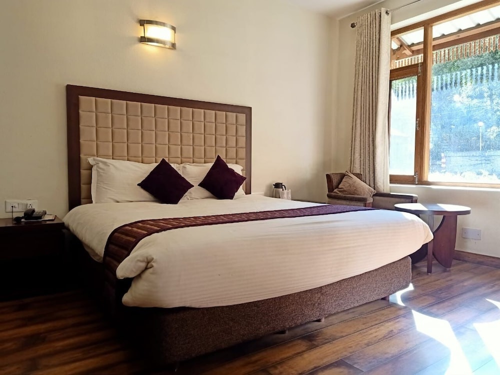 2 Room Cottage - Photo 3