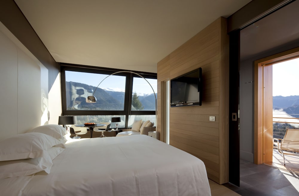 Junior Suite, Balcony (Emotional SPA)