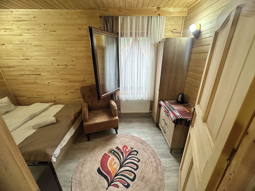 Economy Room photo 1