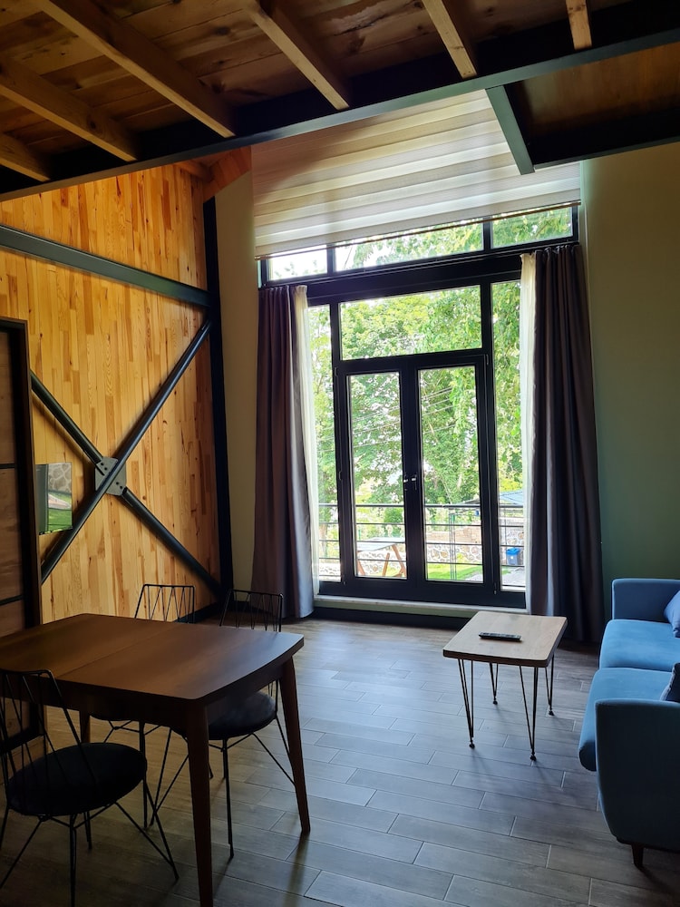 Elite Loft