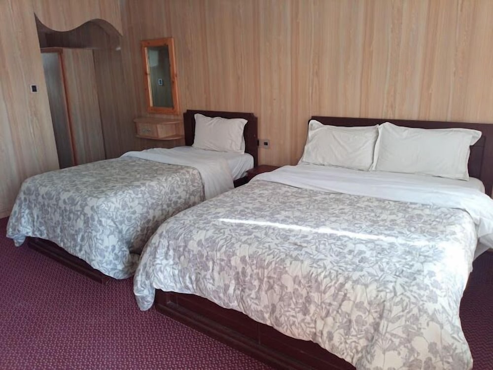 Deluxe Triple Room photo 2