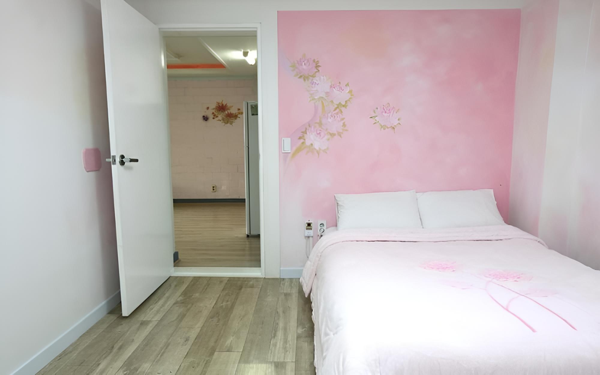 Room (Garam) - Photo 4
