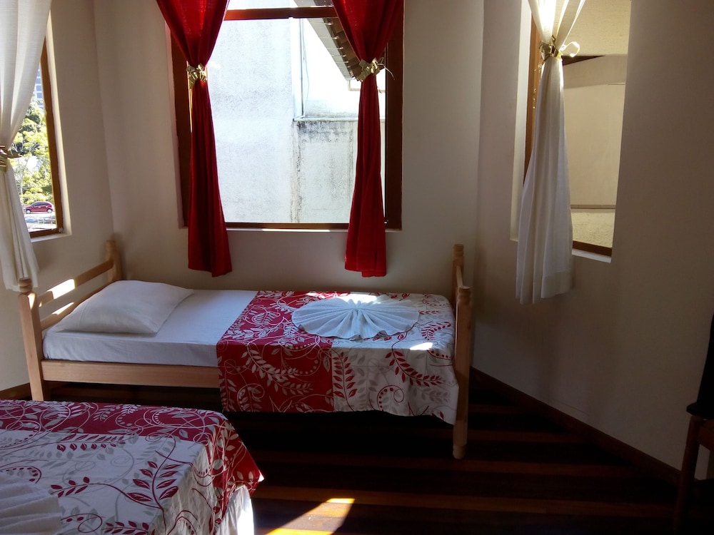 Standard Quadruple Room, Accessible photo 3