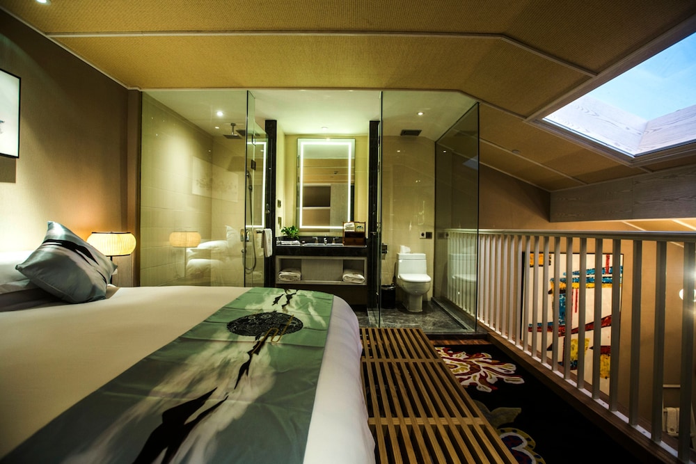 Suite photo 2