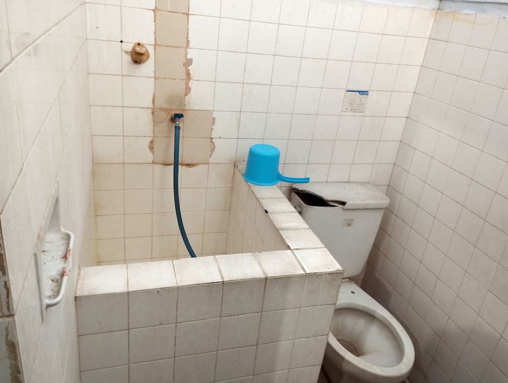 Deluxe Double Room - Photo 9