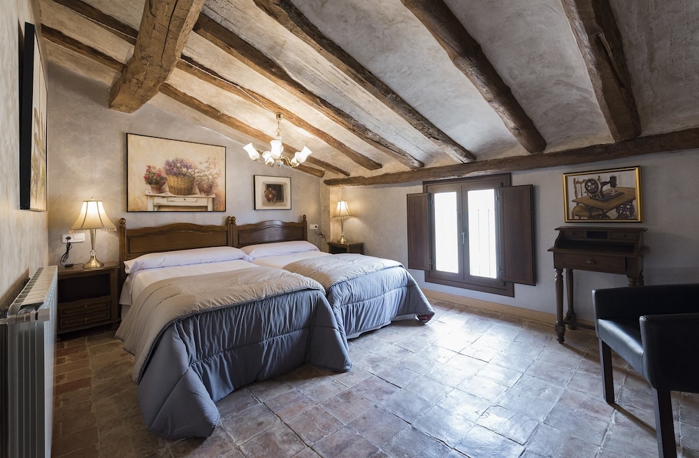 Deluxe Twin Room (Mochuelo / Tordo)