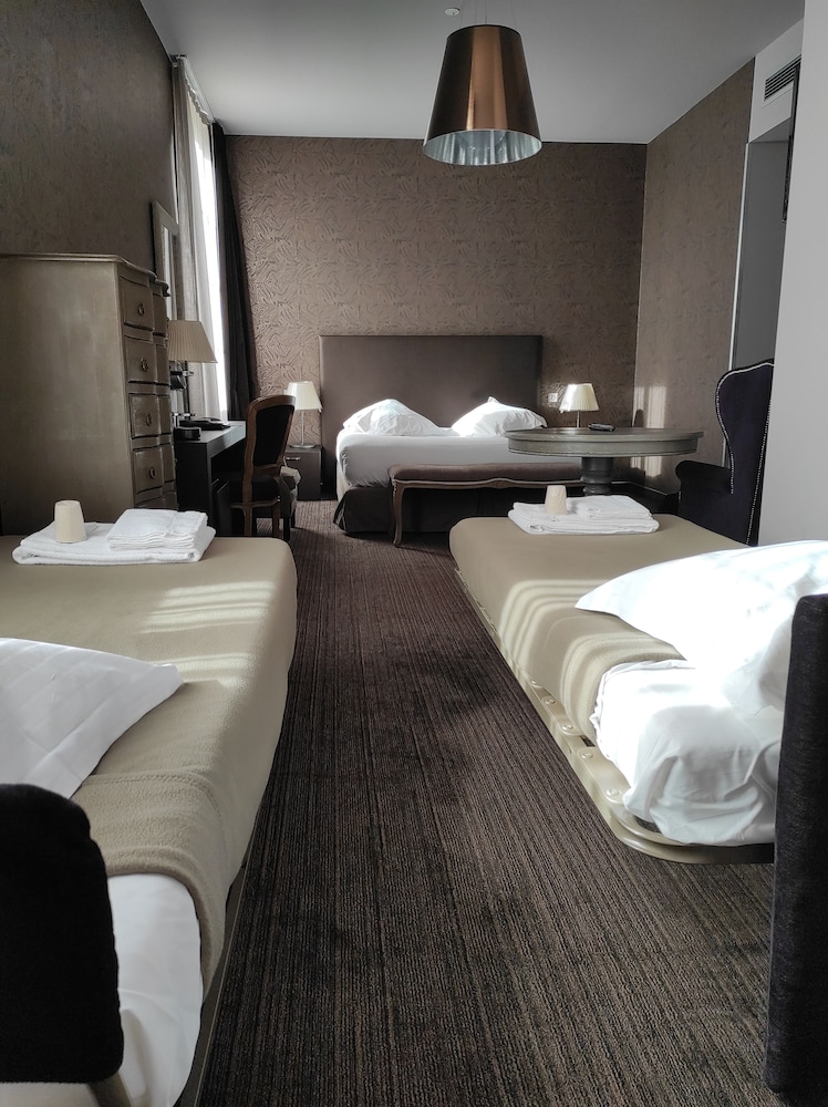 Family Quadruple Room