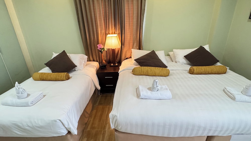 Deluxe Triple Room - Photo 4