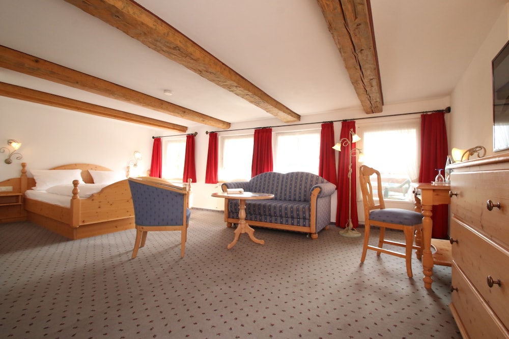 Superior Double Room, Balcony, Mountain View photo 1