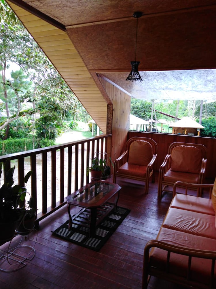 Traditional Cottage, Multiple Beds, Non Smoking, Mountain View photo 2