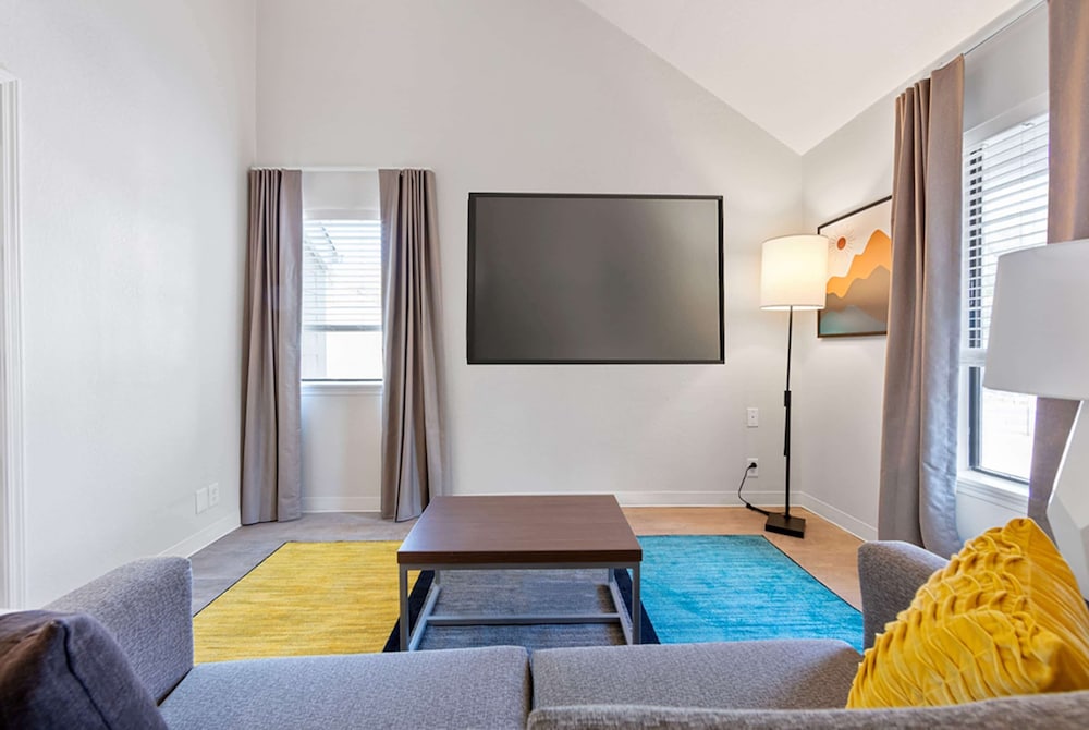 Loft, 2 Bedrooms - Photo 4