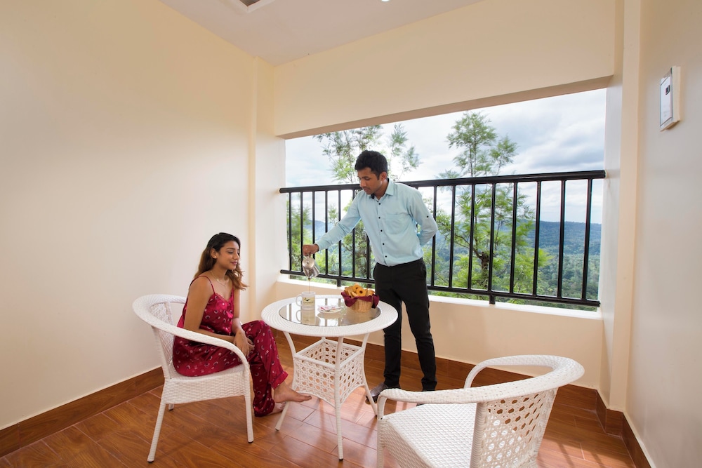 Premium valley view plus photo 2