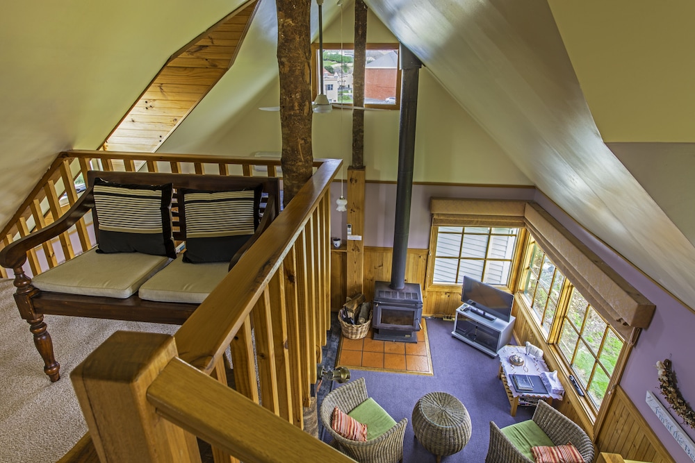 The Pines Seaview Cottage photo 1