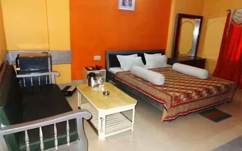 Standard Double Room, City View - Photo 1