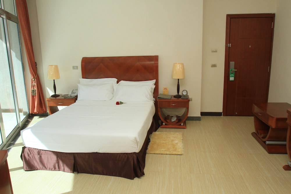Deluxe Double Room photo 2