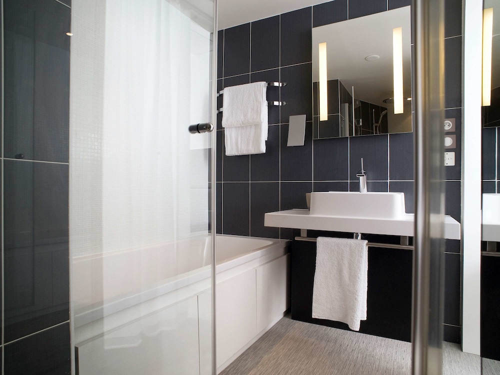 Superior Suite, Multiple Beds - Photo 11
