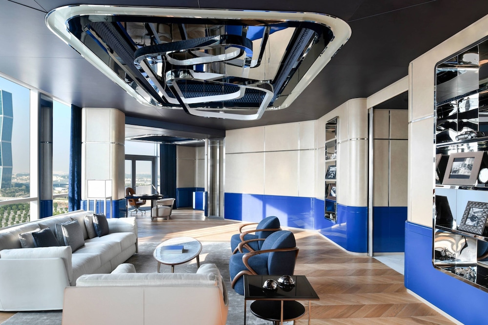 The Cobalt Suite, Club Lounge Access