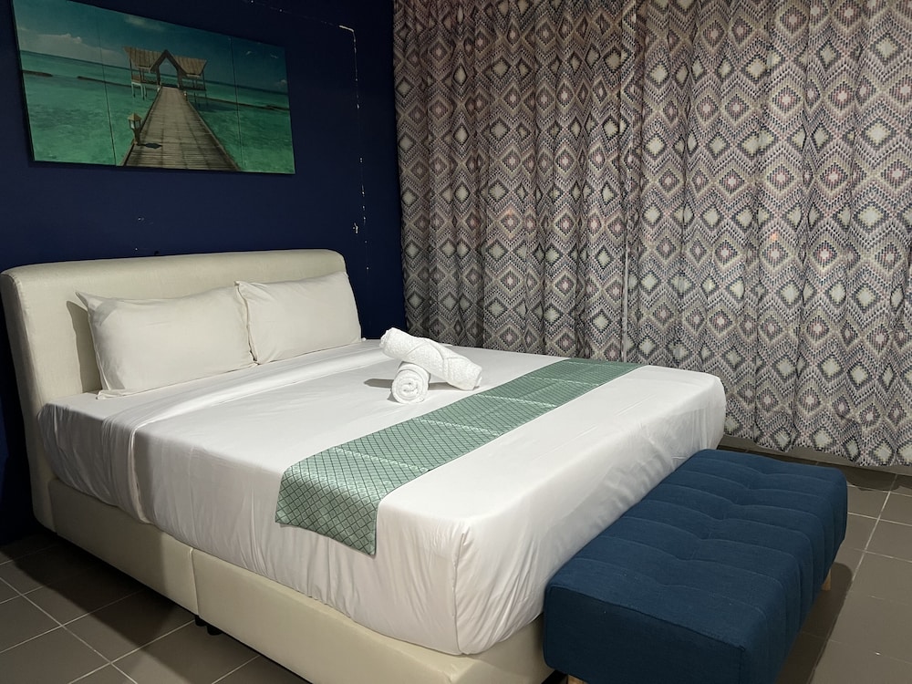 Deluxe Double Room, Non Smoking, City View - Photo 2