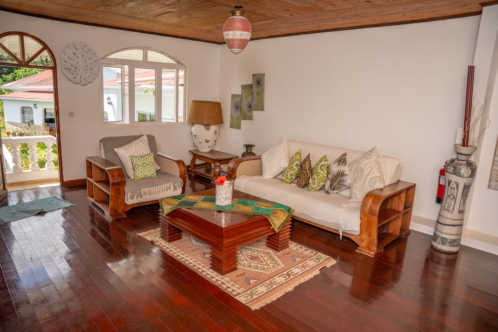 Panoramic Apartment, 1 Queen Bed, Sea View photo 3