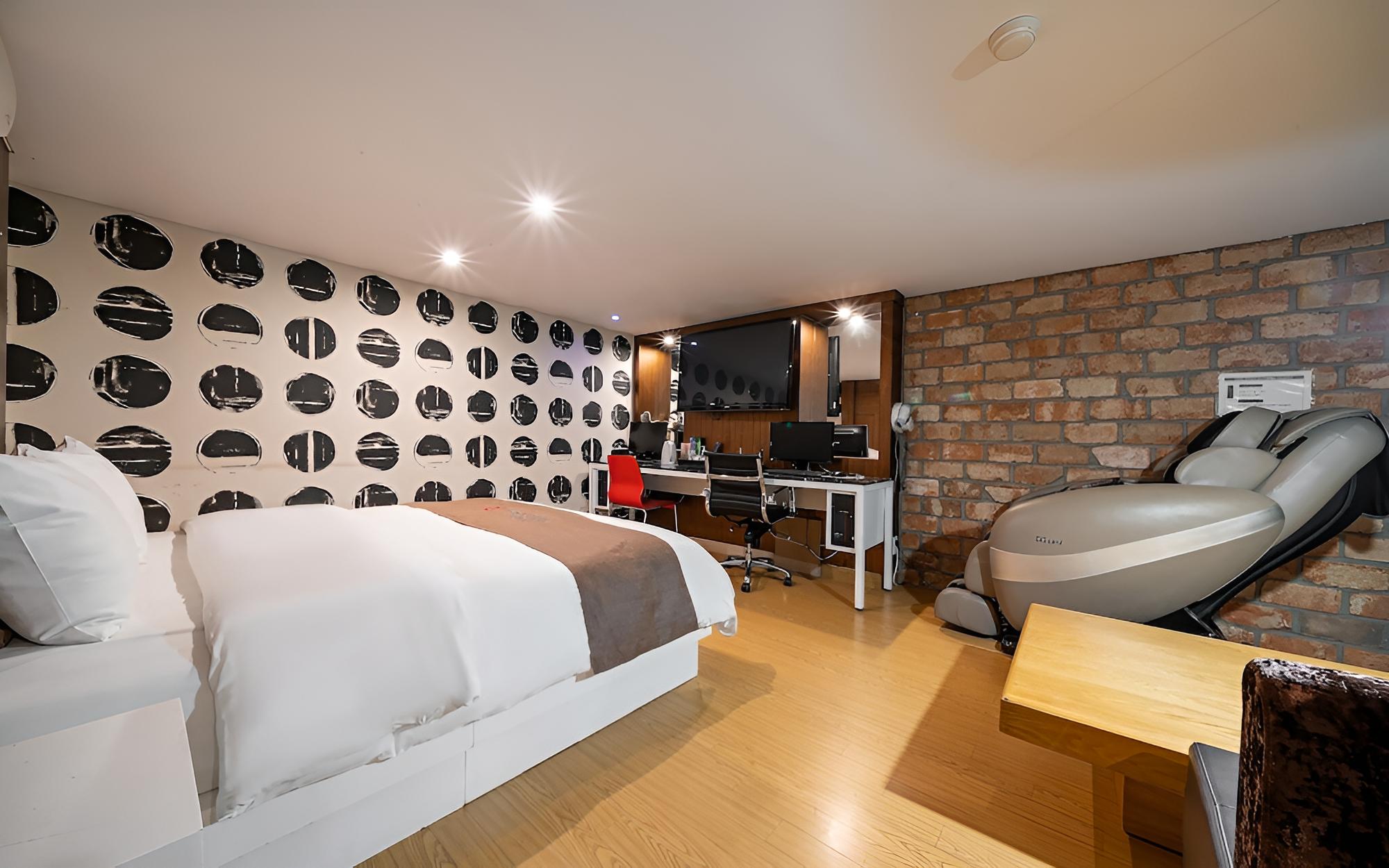 Room (VIP-Duplex) - Photo 11