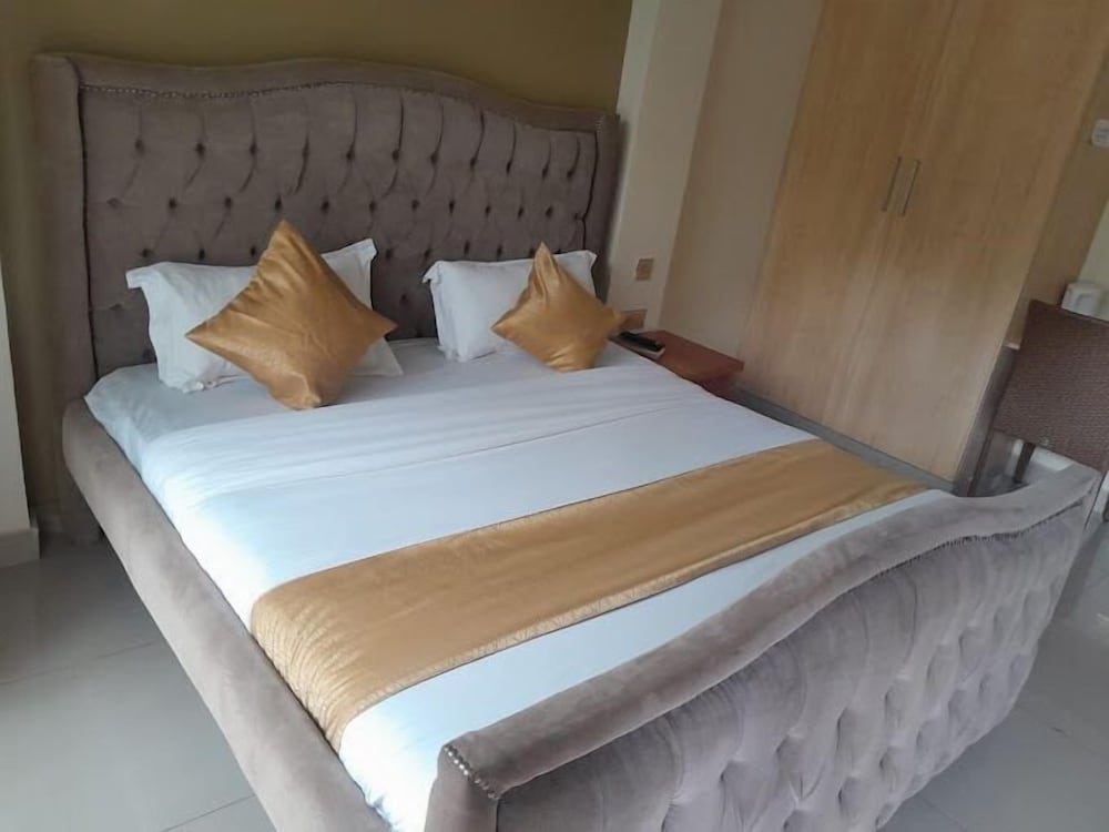 Executive Double Room, Pool View