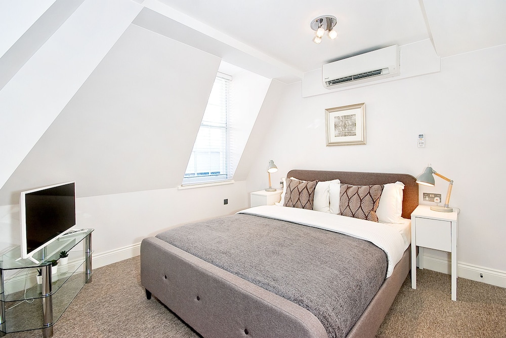 Eldon Chambers Flat 1 photo 1