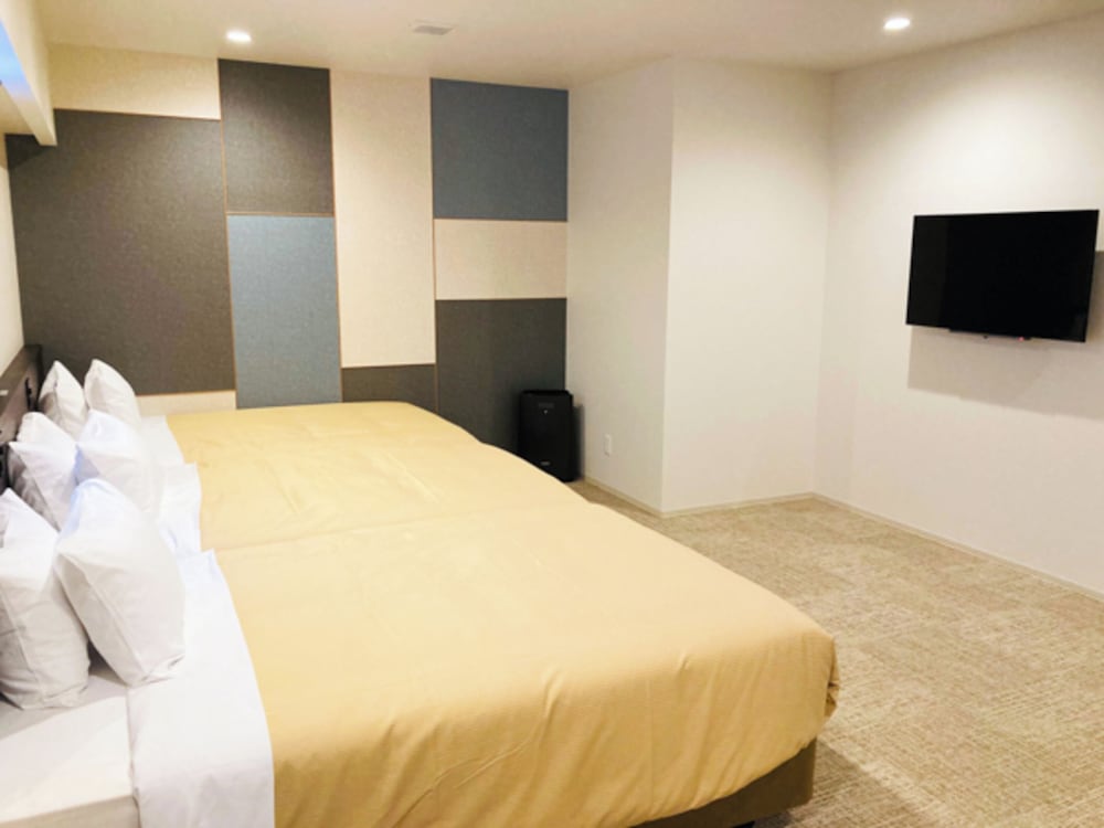 Accessible Triple Room, Non Smoking photo 3