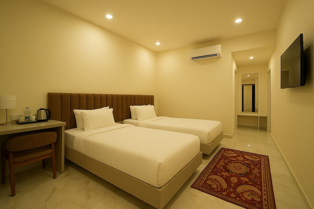 Deluxe Room, 2 Twin Beds - Photo 1