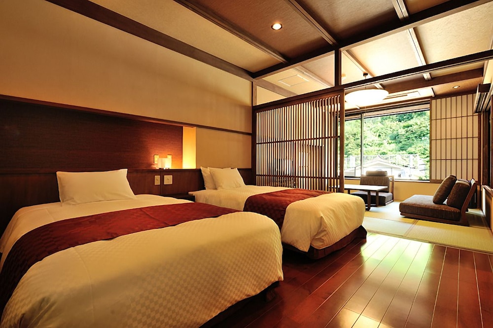 Deluxe Room with Tatami Area (Open-Air Bath) photo 3