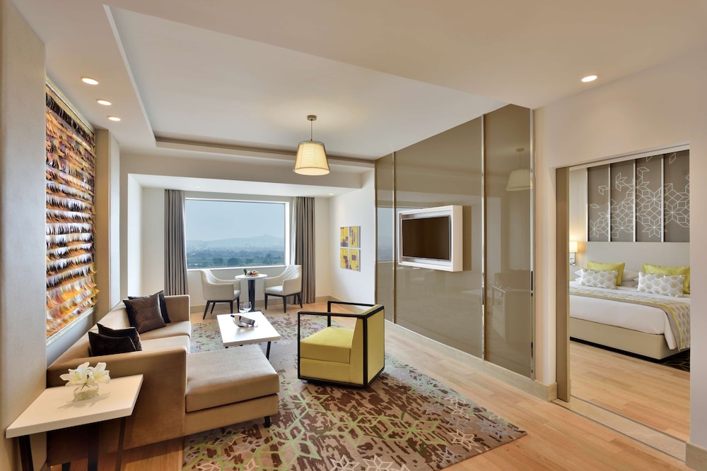 Suite - Photo 4
