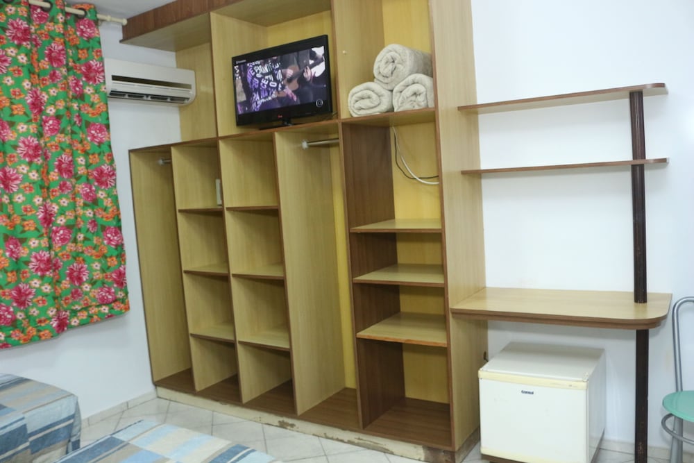 Standard Triple Room, Non Smoking - Photo 4