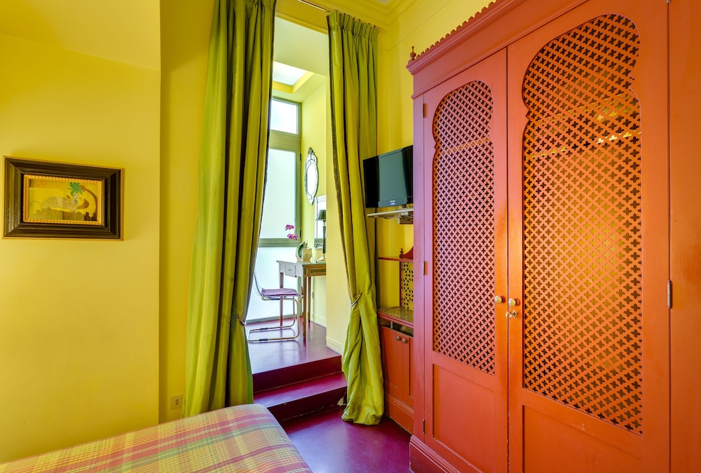 Standard Double Room photo 2