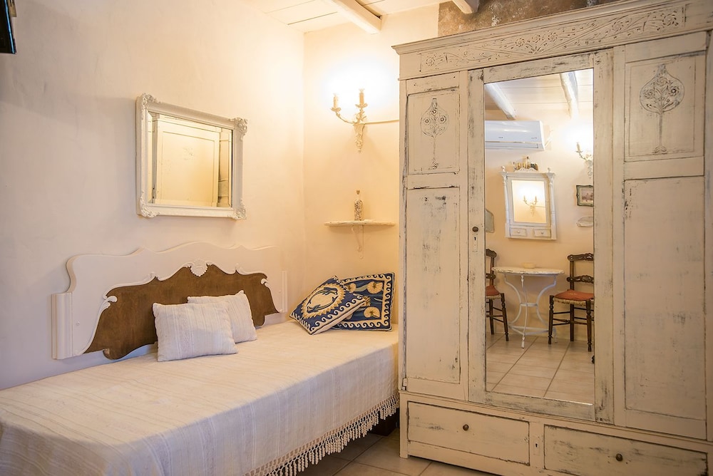 Triple Room - Photo 5