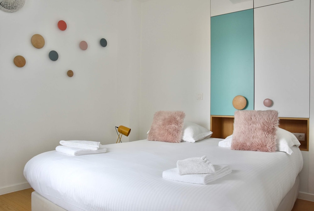 Stylish Family Apartment Near the Sea at Beau Rivage, Photo 7