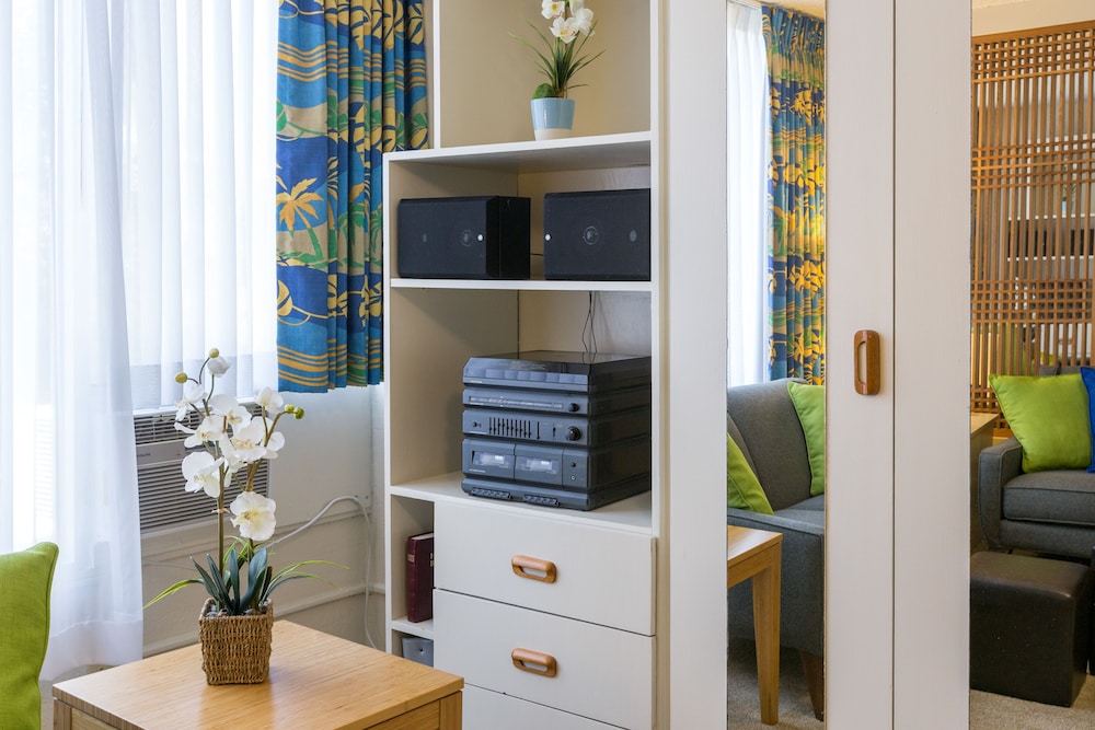 Queen Kitchenette - Photo 21
