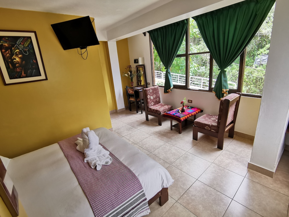 Superior Double Room, 1 Queen Bed, River View photo 2