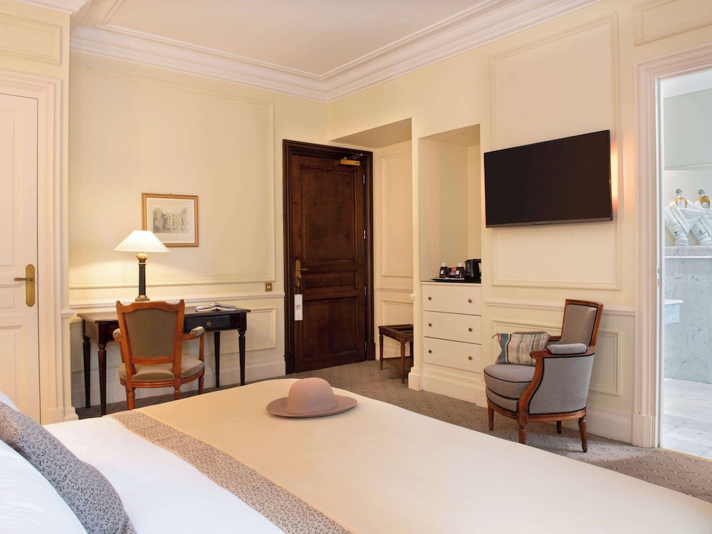 Classic Room, 1 King Bed, City View - Photo 4