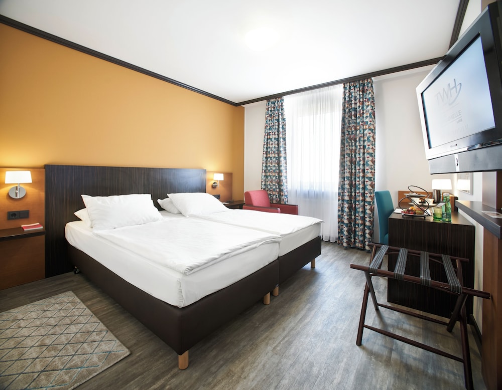 Comfort Double Room, Mobility Accessible photo 3