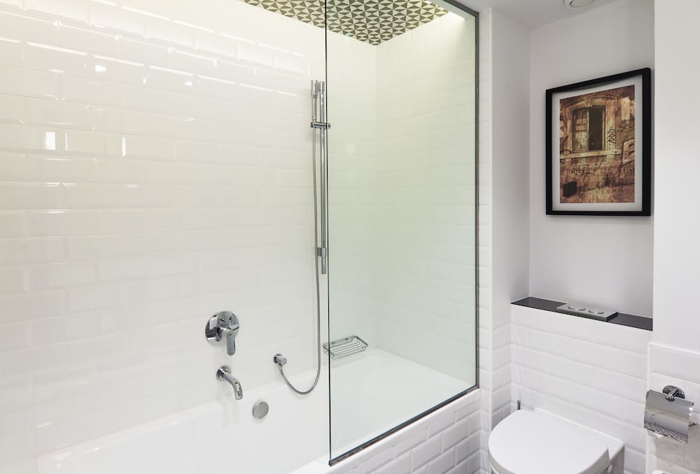Premium Room, Courtyard View - Photo 8