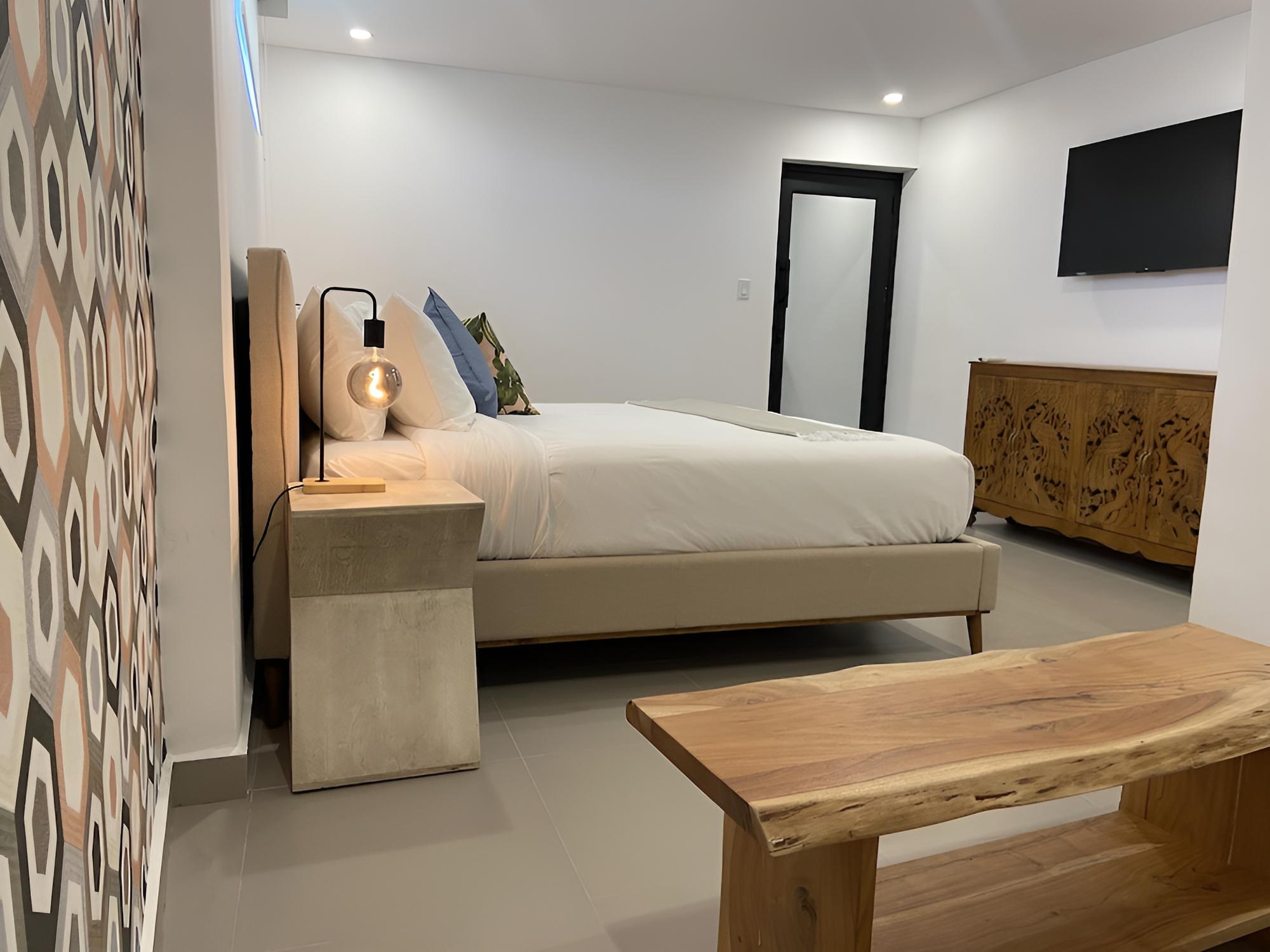 Triple Room, 1 Queen Bed with Sofa bed photo 2