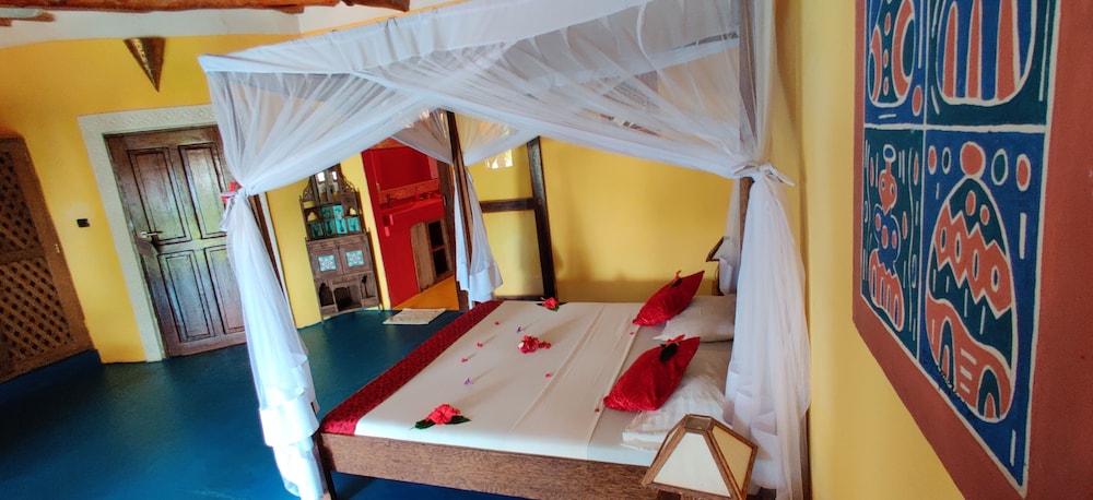 Junior Suite, Ocean View, Sea Facing (n 7)