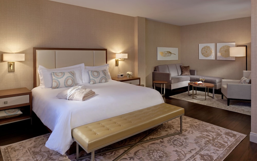 Executive Room, 1 King Bed - Photo 1