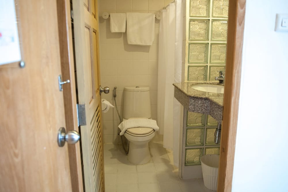 Junior Apartment photo 2