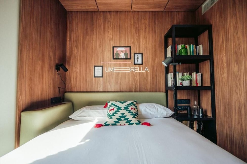 Standard Room - Photo 1