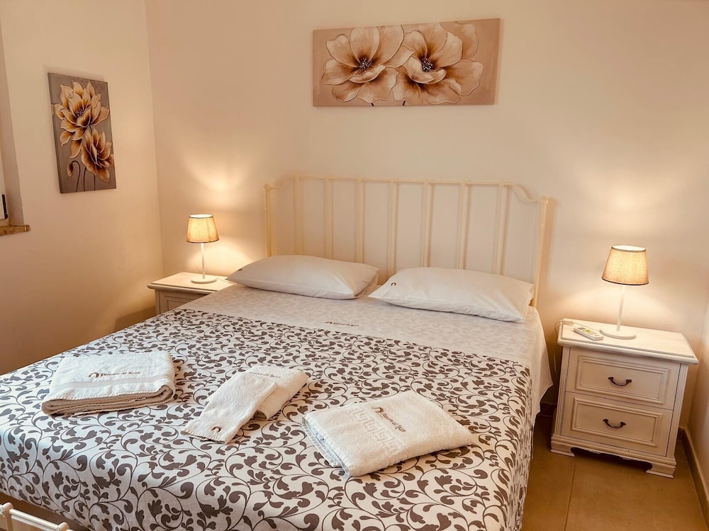 Deluxe Apartment (DIMORA CHIARA)
