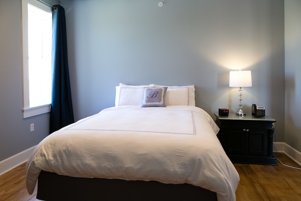 Romantic Suite, 1 Queen Bed, Accessible photo 1