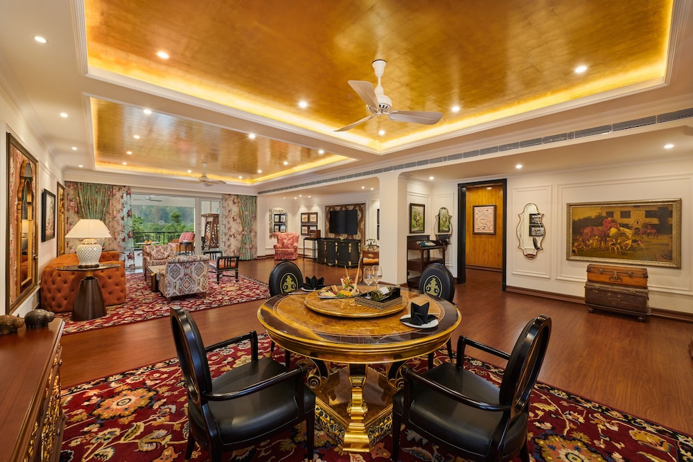Director's Suite - Photo 2