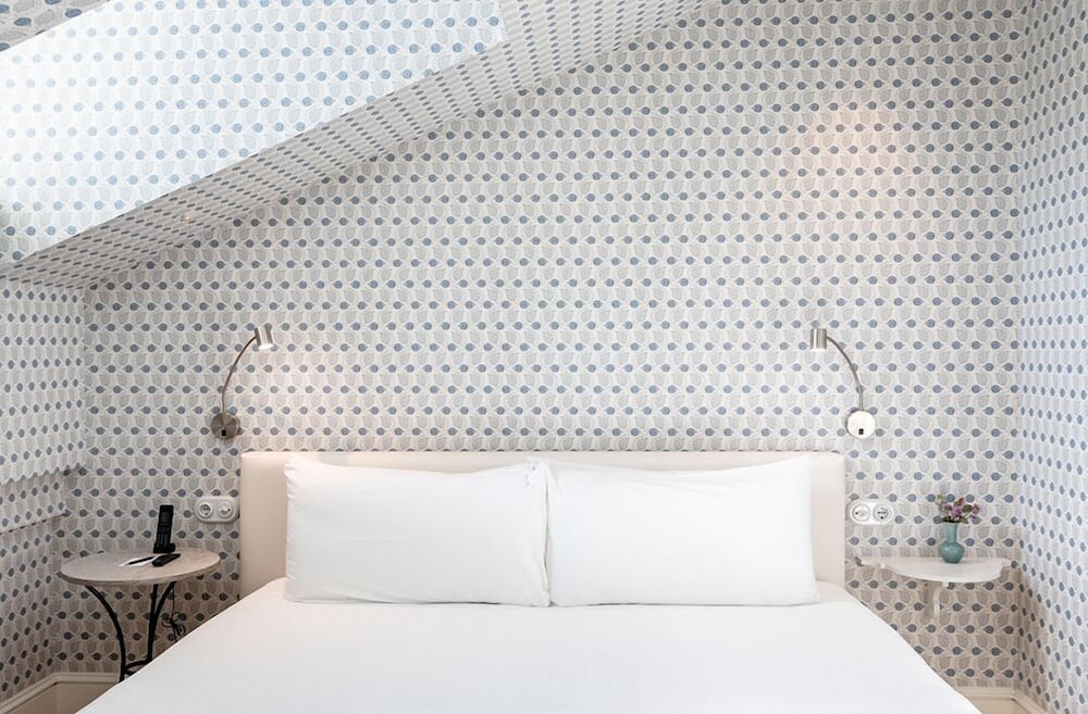 TAYKO SIGNATURE ATTIC - Photo 1
